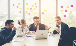 Beyond the Solopreneur: Why Every Founder Needs a Strategic Brain Trust 